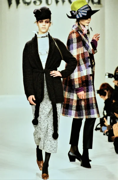 Look 8